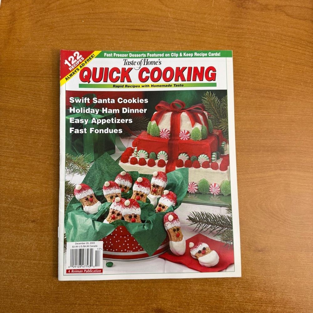 Taste of Home Quick Cooking Cookbook - Festive Red and‎ Green Edition